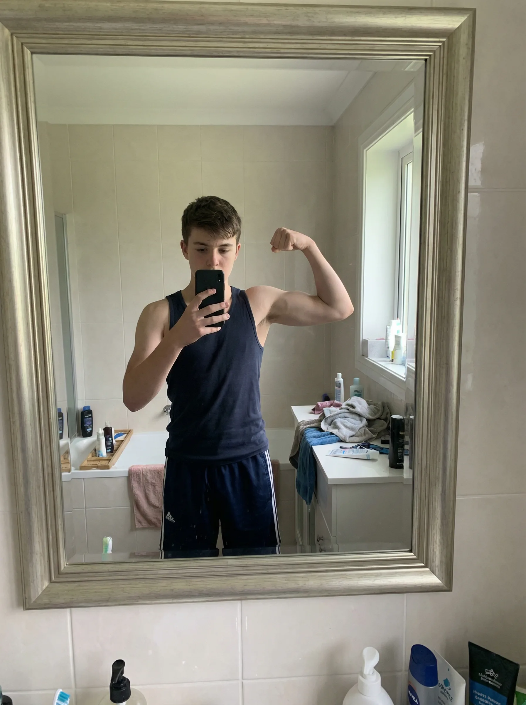 Body fat example photo with AI-estimated body fat percentage